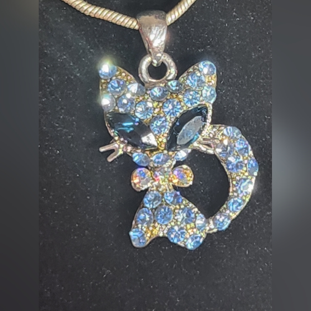 Cat necklace